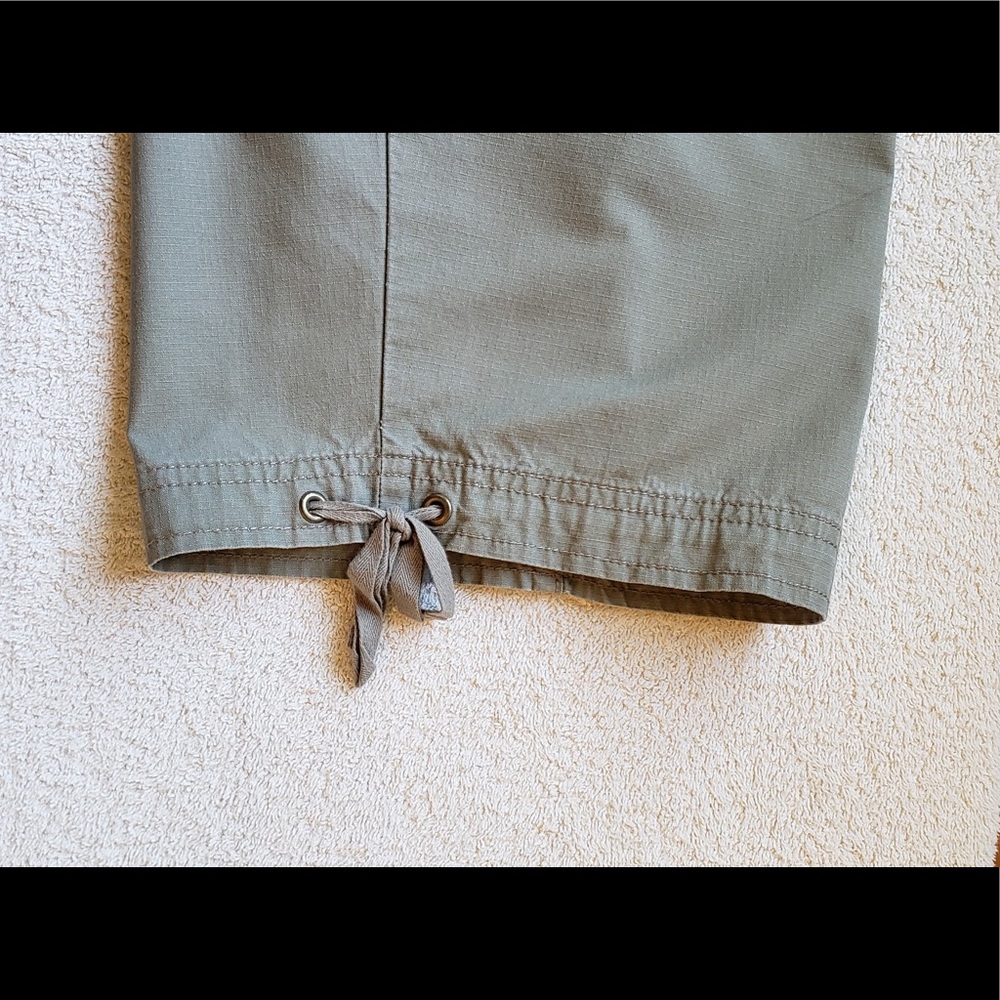 Bandolino BLU Women’s Capris, Size 14 - Picture 6 of 11
